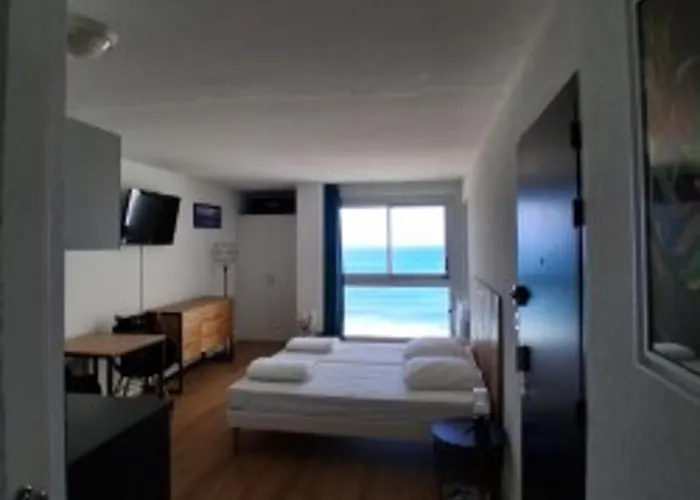 Moderne Avec Piscine, Vue Panoramique - Fr-1-239-1143 アパート